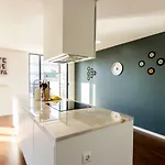 Apartment Guest H4u - Bonjardim Pop Art Center